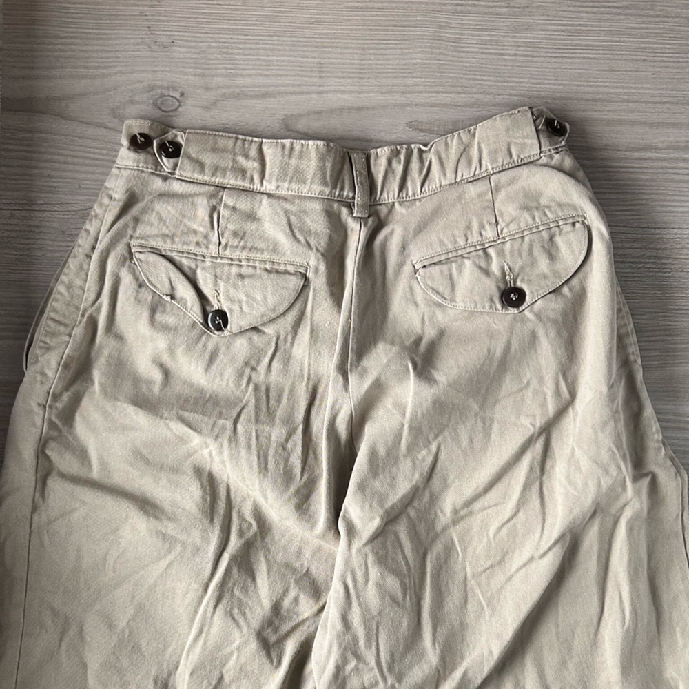 Living in nature vintage style khakis​ - Picture 11 of 16